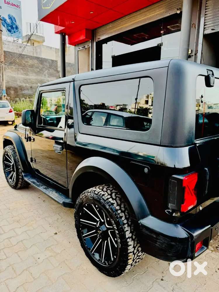 Mahindra Thar Crde 2023