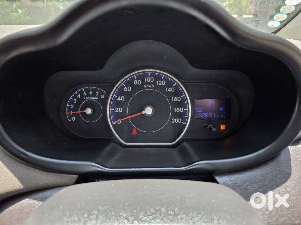 Hyundai I10 Sportz At, 2013, Petrol