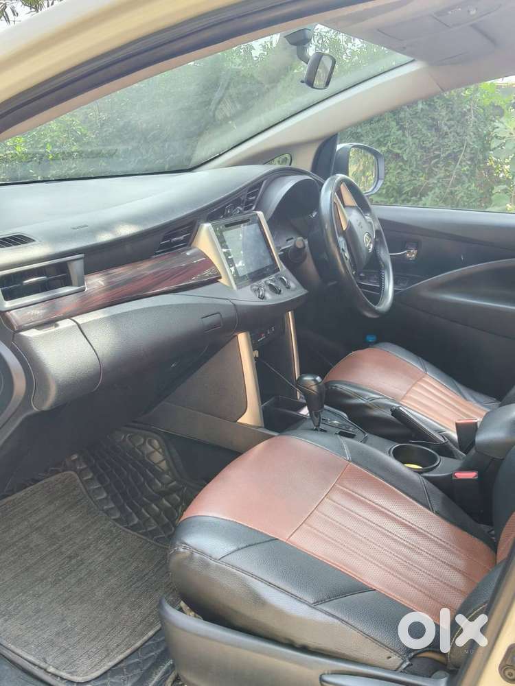Toyota Innova Crysta 2018 Diesel Well Maintained