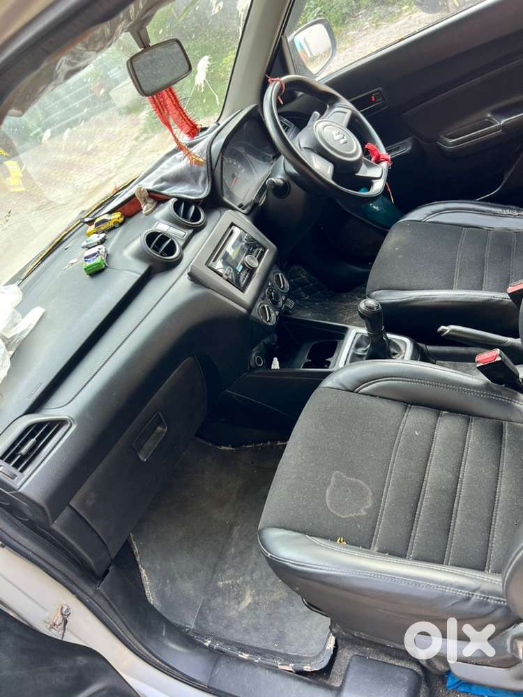 Maruti Suzuki Swift Lxi Petrol