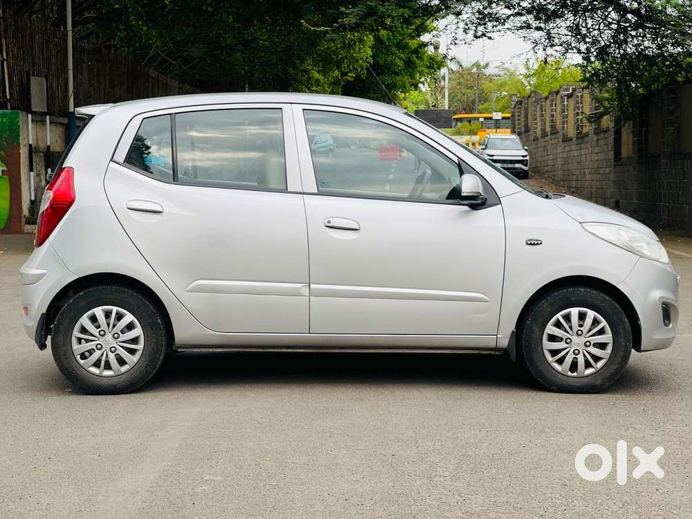 Hyundai I10 Sportz At, 2013, Petrol