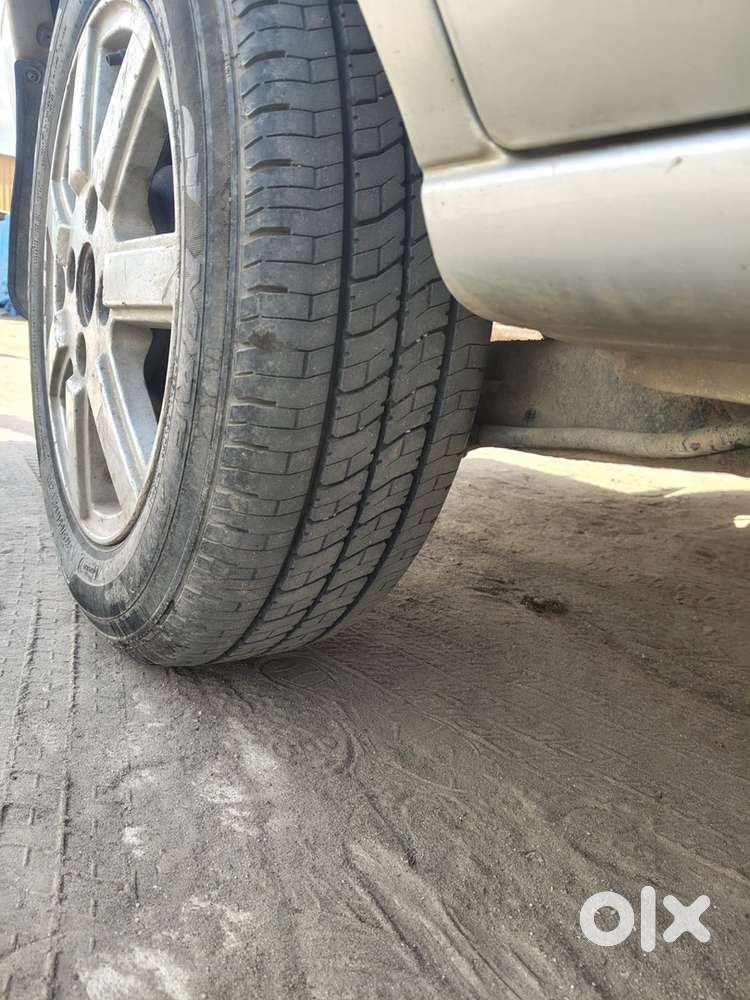 Ford Ikon 1.6 Petrol 2004