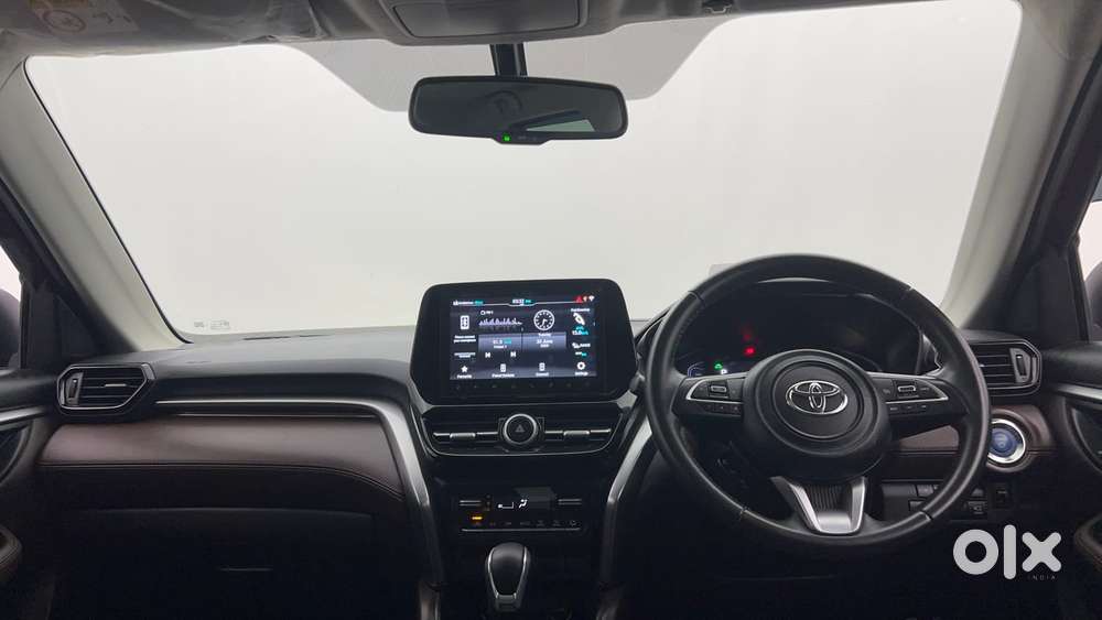 Toyota Urban Cruiser Hyryder 1.5 V Hybrid, 2024, Cng & Hybrids