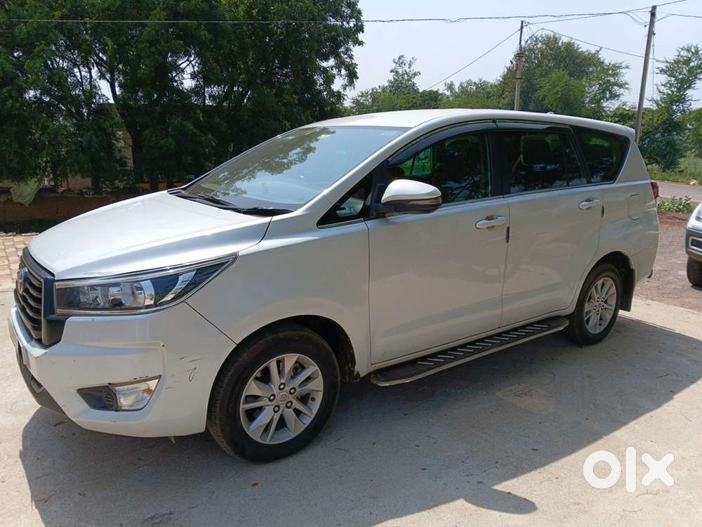 Toyota Innova Crysta 2023