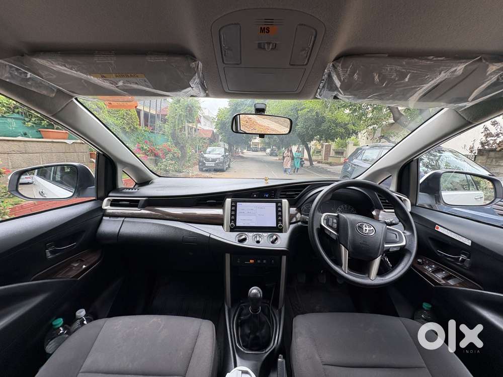 Toyota Innova Crysta 2.4 G Mt 7 Str, 2024, Diesel