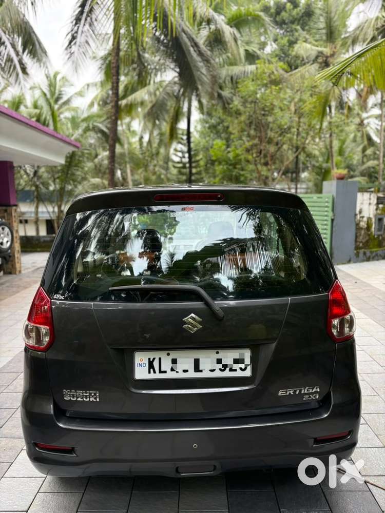 Maruti Suzuki Ertiga 2013 Zxi Petrol Good Condition