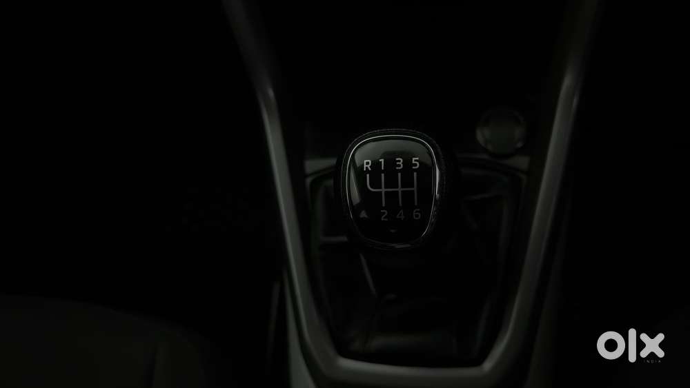 Skoda Kushaq Ambition 1.0l Tsi Mt, 2023, Petrol