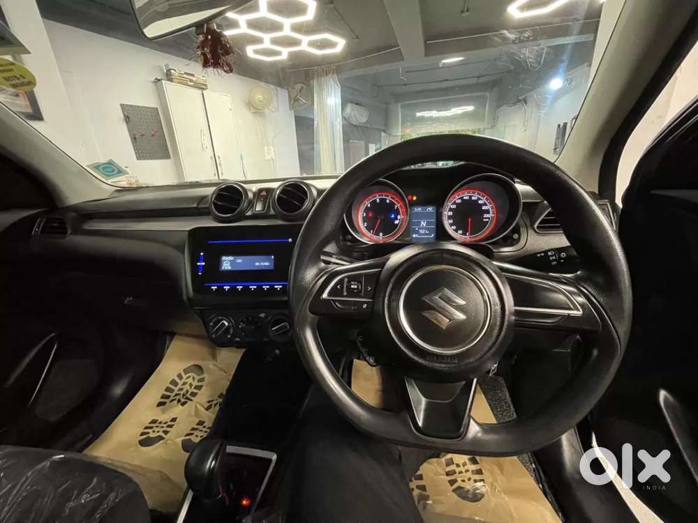 Maruti Suzuki Swift Vxi, 2021, Petrol