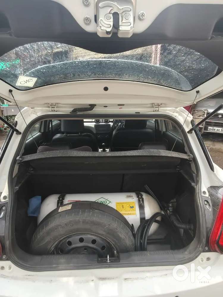 Maruti Suzuki Swift 2024 Cng & Hybrids 50000 Km Driven