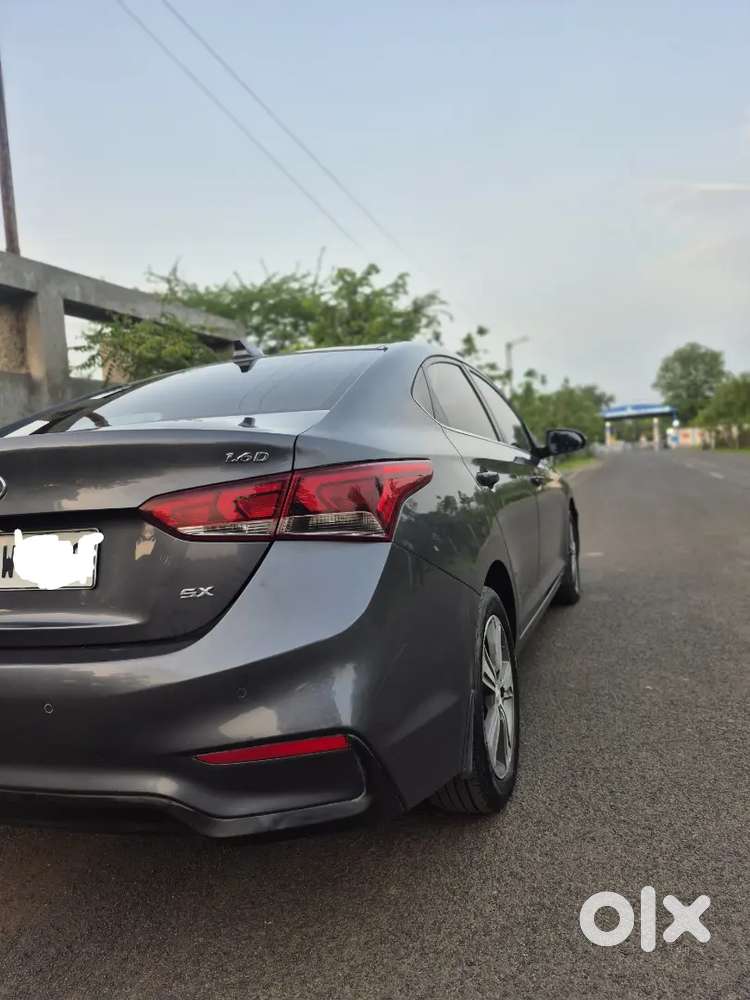 Hyundai Verna 1.6 Sx Crdi At