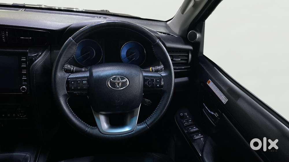 Toyota Fortuner [2021-ongoing] 2.8 2wd Diesel Mt, 2024, Diesel