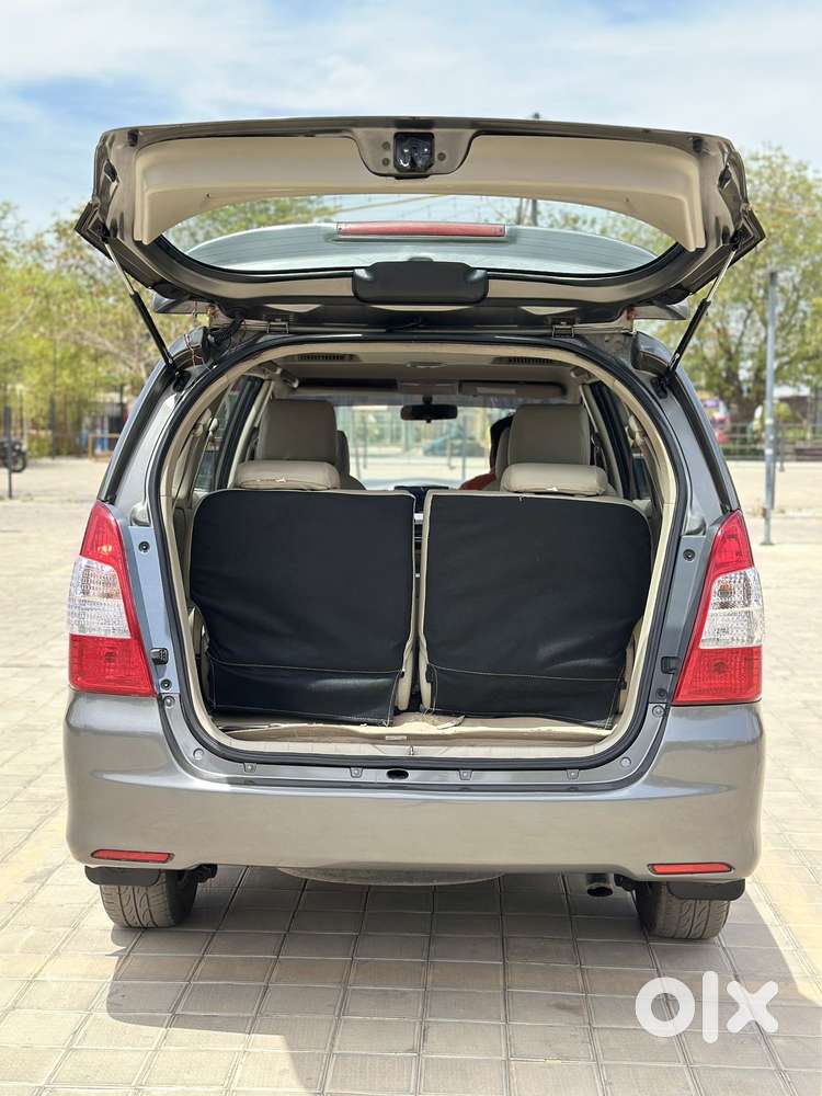 Toyota Innova 2.5 Vx 7 Str Bs-iii, 2012, Diesel