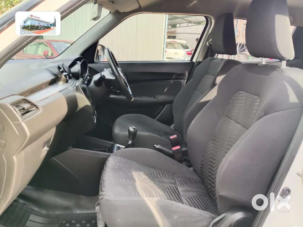 Maruti Suzuki Swift Vxi, 2022, Petrol