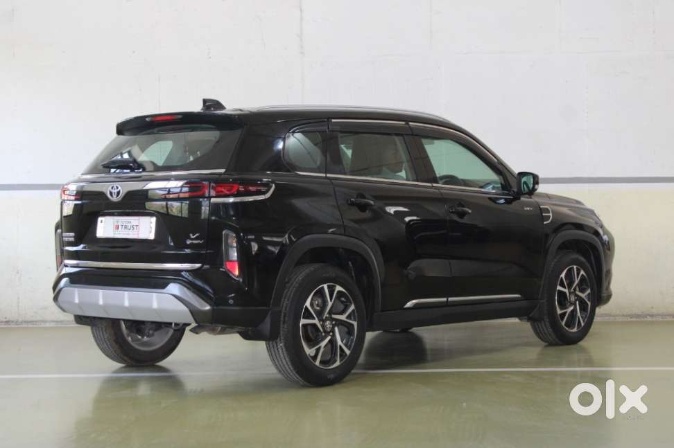 Toyota Urban Cruiser Hyryder 1.5 V Hybrid, 2025, Petrol