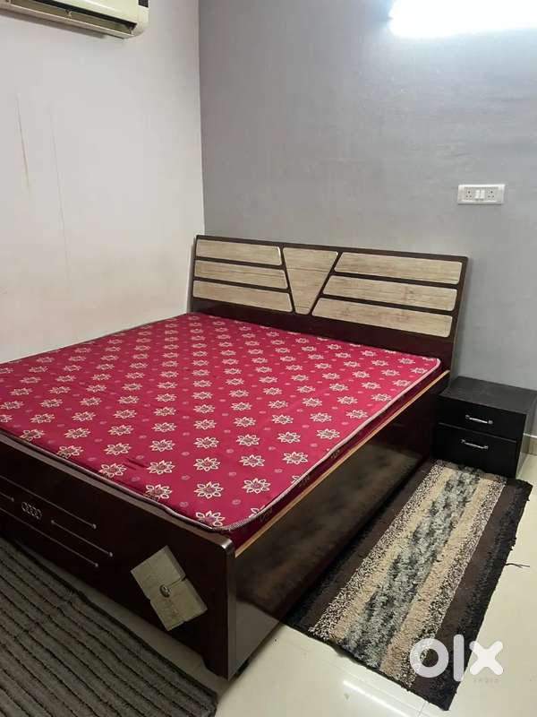 King size Bed with Mattress and side Drawer