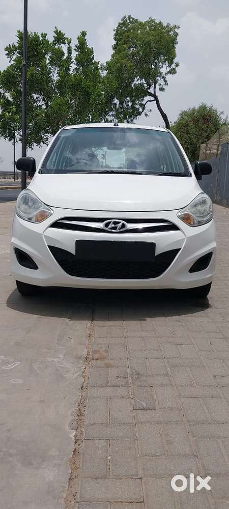 Hyundai I10 Magna O, 2016, Petrol