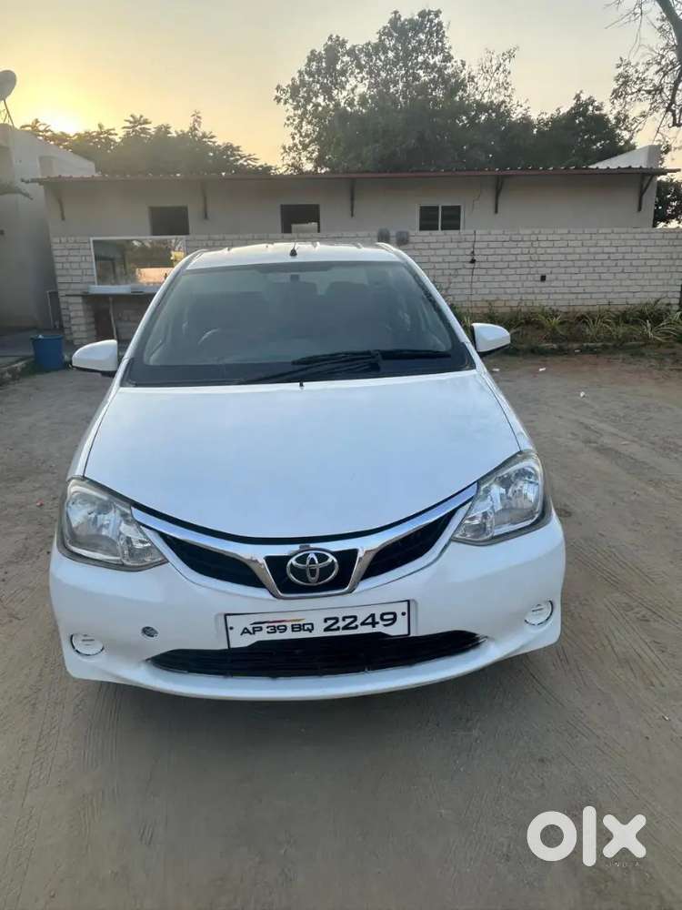 Toyota Etios 2015 Diesel Well Maintained