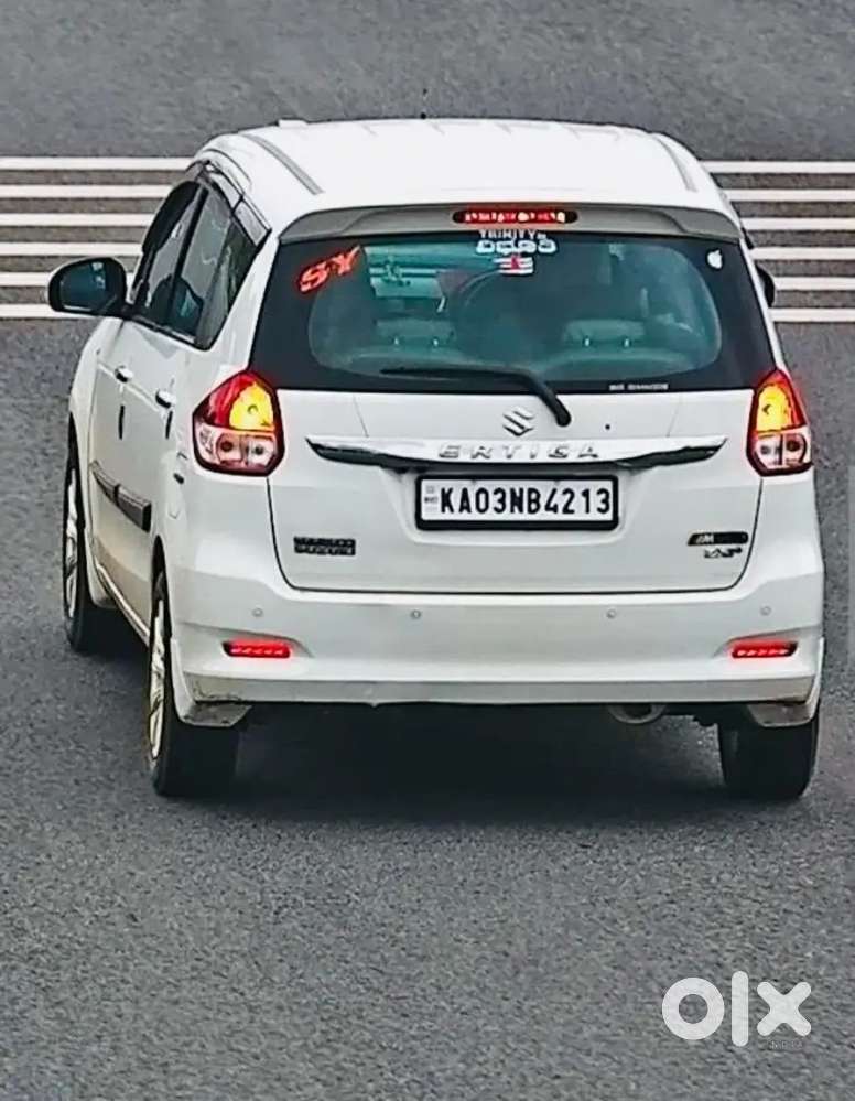 Maruti Suzuki Ertiga 2017 Petrol  Zxi+ Additional Fittings Worth 1.5lk