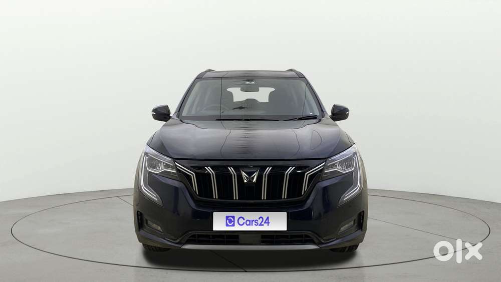 Mahindra Xuv700 2.0 Ax 5 Petrol At Str, 2022, Petrol