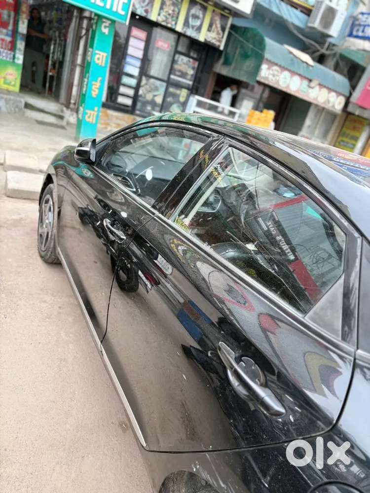 Hyundai Verna 2021 Petrol 70000 Km Driven