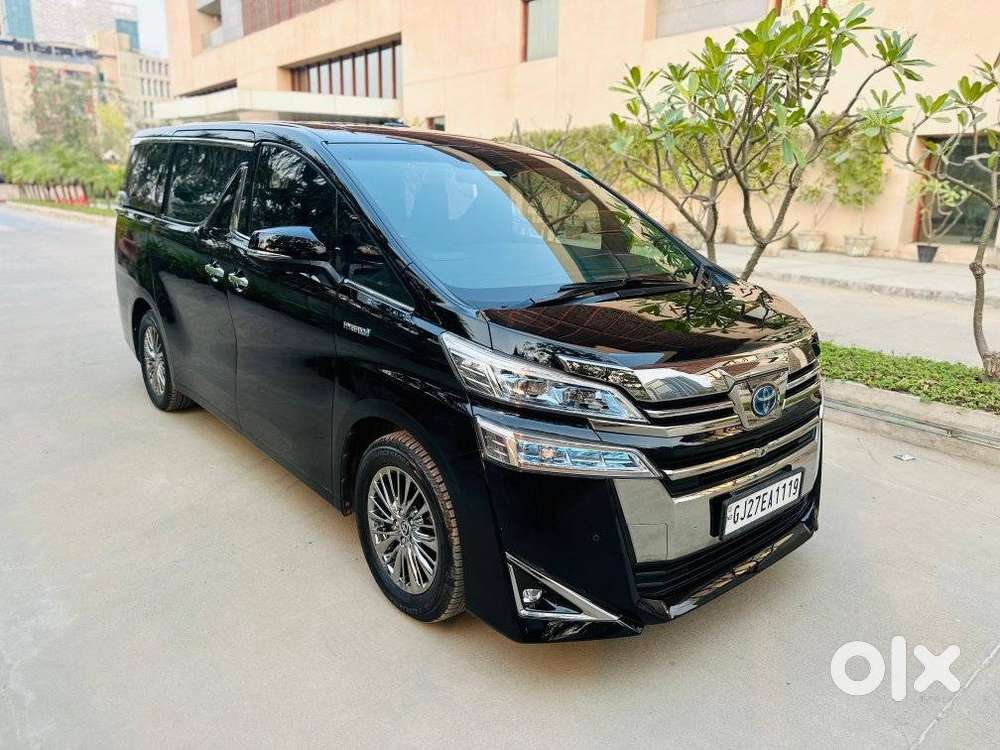 Toyota Vellfire 2.5 Hybrid, 2021, Petrol