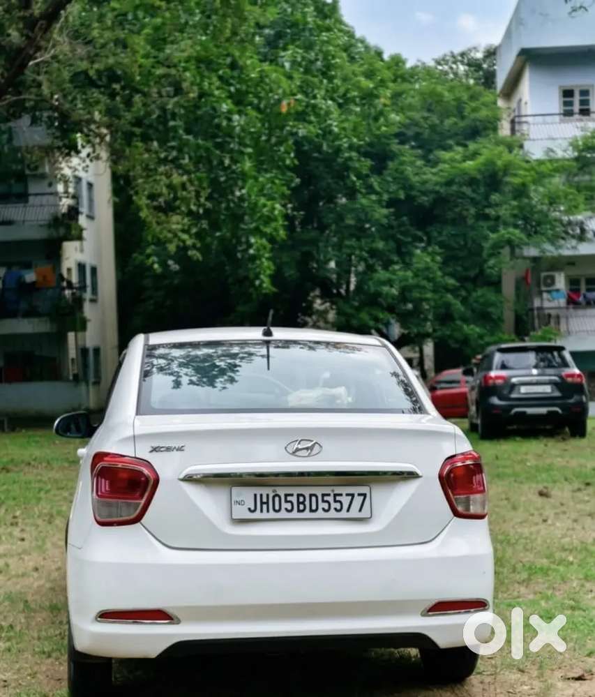 Hyundai Xcent Petrol Manual 2015 (doctor Driven)