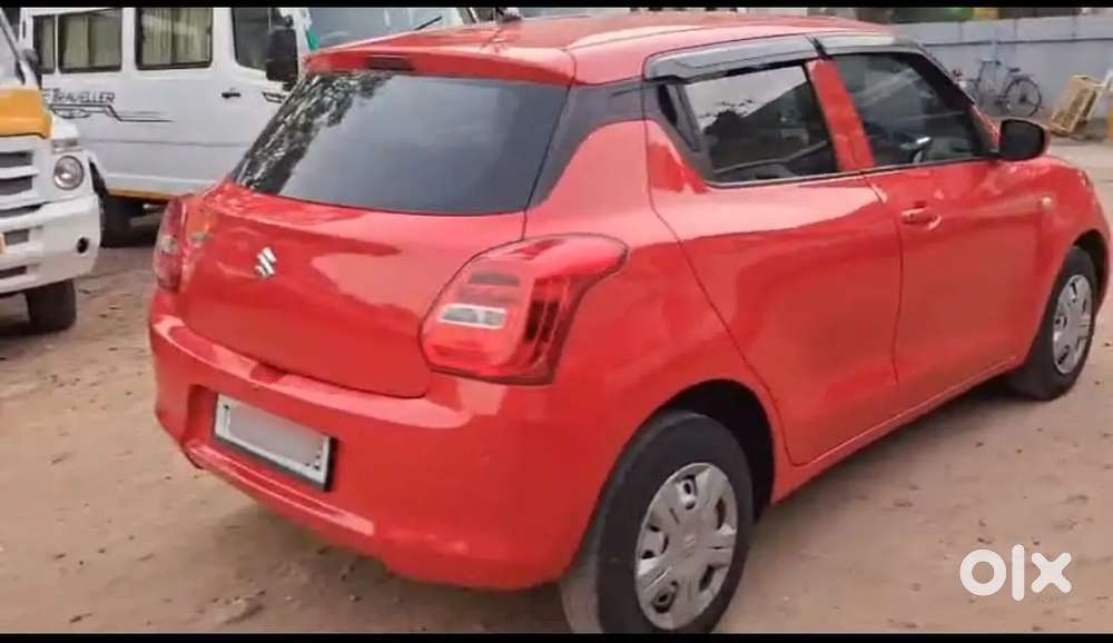 Maruti Suzuki Swift Lxi Colour Is Red