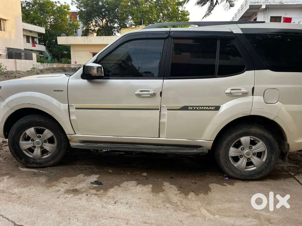 Tata Safari Storme 2015 Diesel 155000 Km Driven