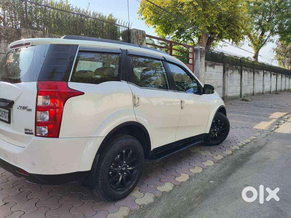 Mahindra Xuv500 W11 Option At, 2017, Diesel