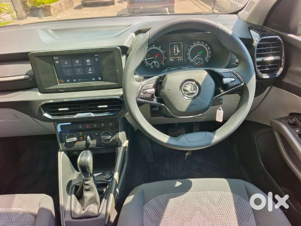 Skoda Kylaq Signature At, 2025, Petrol