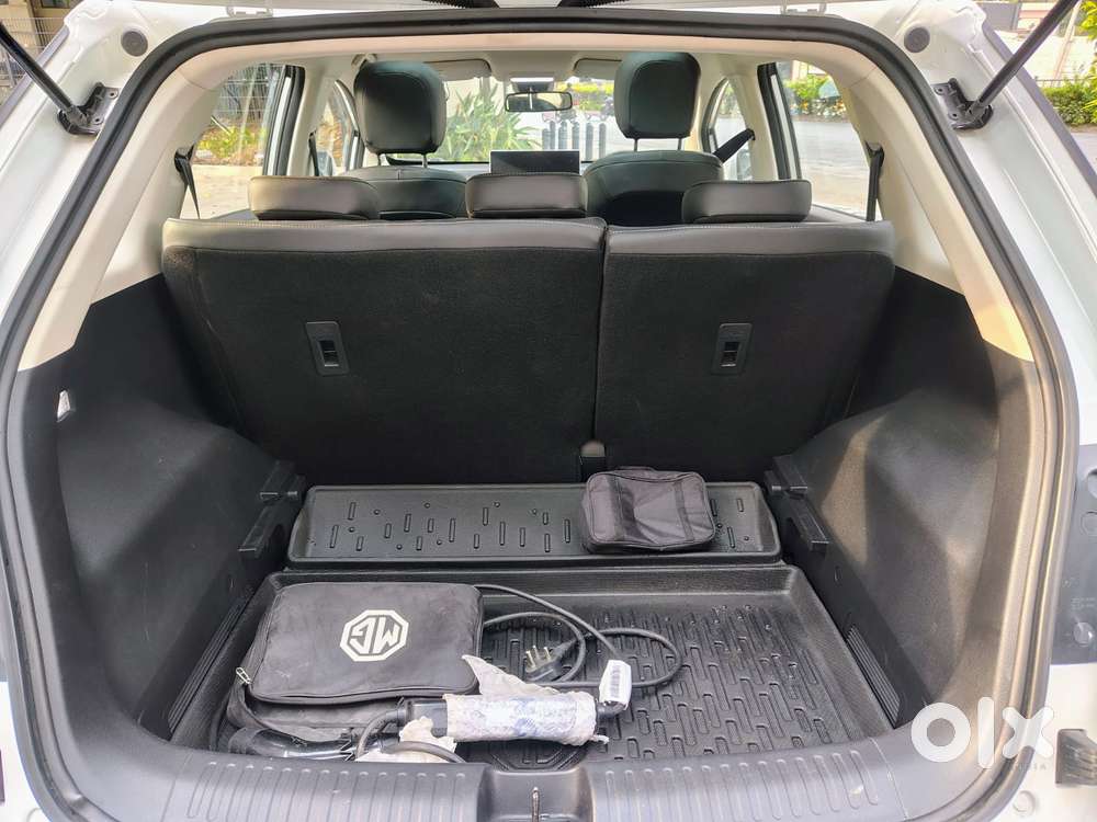 Mg Windsor Ev Essence, 2024, Electric