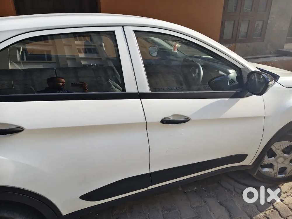 Tata Nexon 2024 Petrol Well Maintained