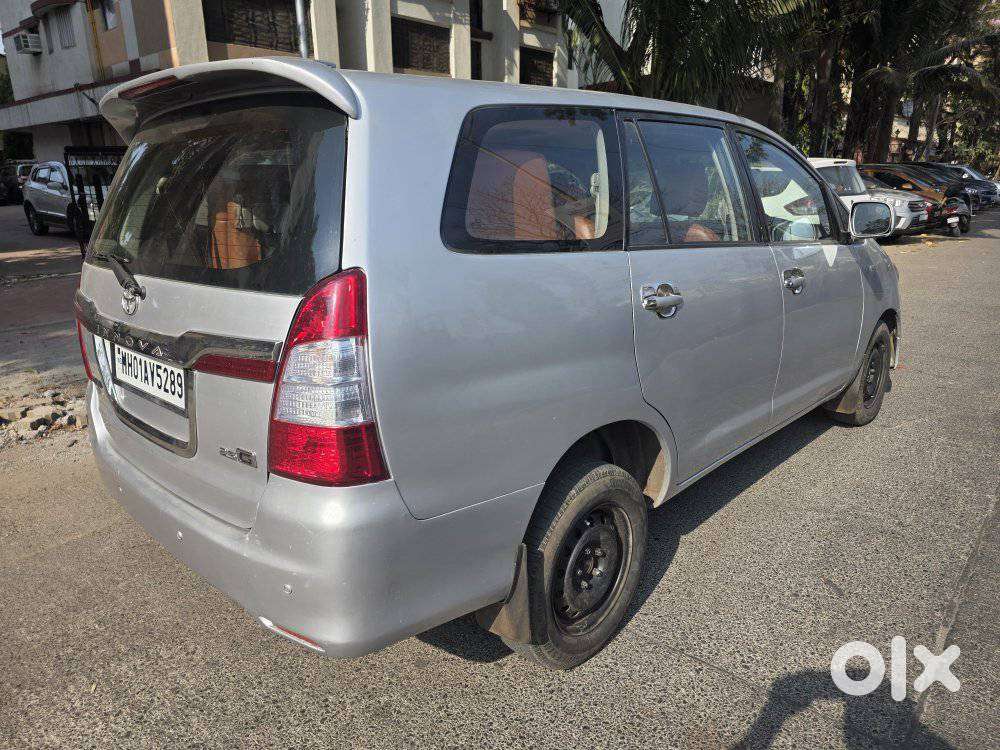 Toyota Innova 2.5 G (diesel) 8 Seater, 2010, Diesel