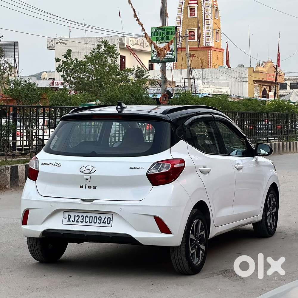 Hyundai Grand I10 Nios Sportz Mt Dual Tone, 2019, Petrol