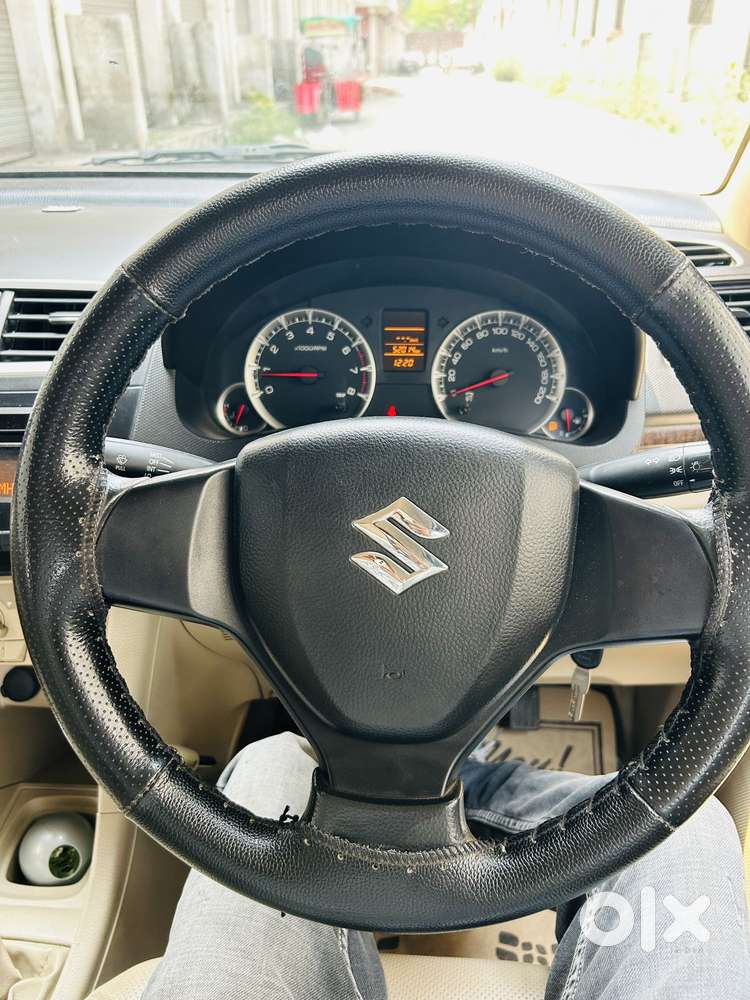 Maruti Suzuki Dzire 1.2 Vxi, 2015, Petrol