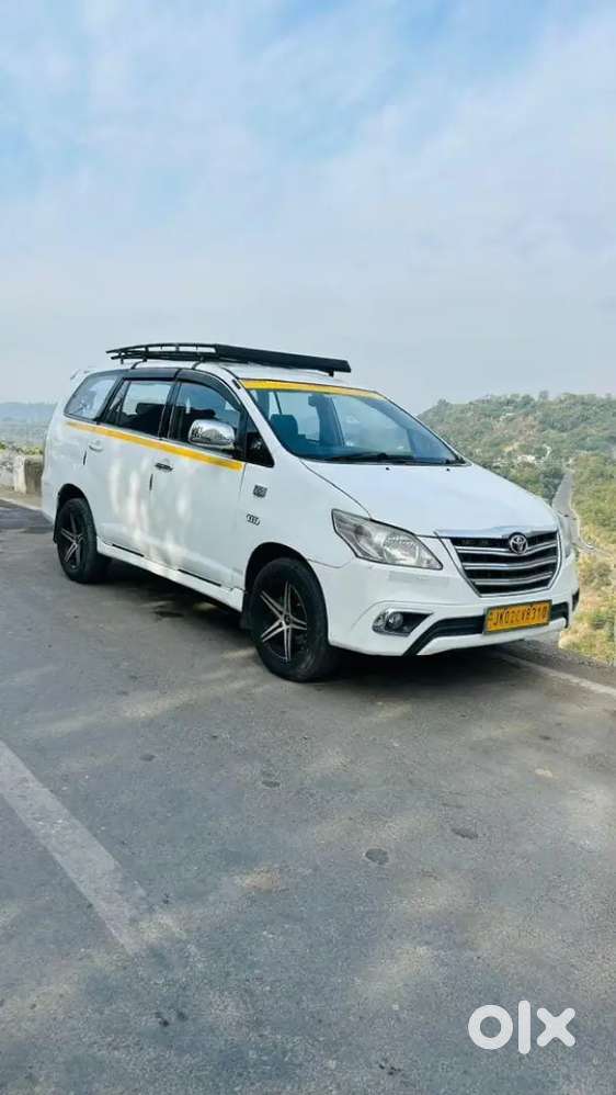 Toyota Innova 2016 Diesel Well Maintained