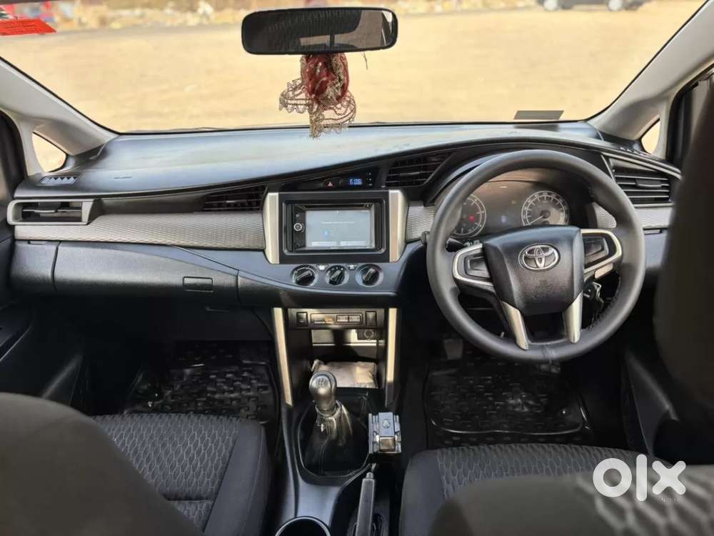 Toyota Innova Crysta [2020-ongoing] 2.4 Gx 7 Str, 2017, Diesel