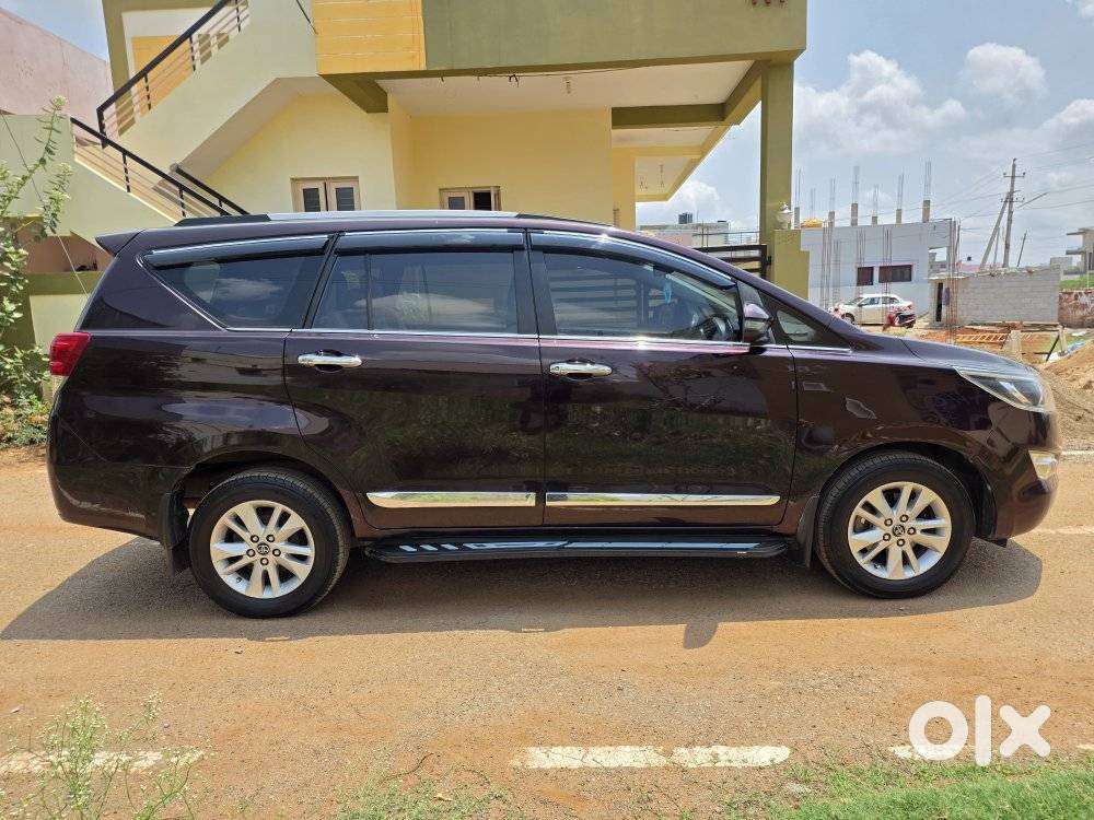 Toyota Innova Crysta 2.4 V, 2018, Diesel