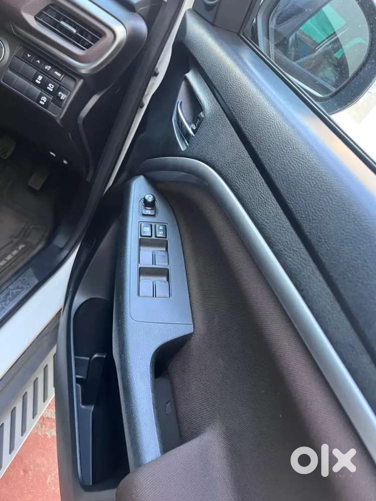 Maruti Suzuki Brezza Zxi Plus 2024