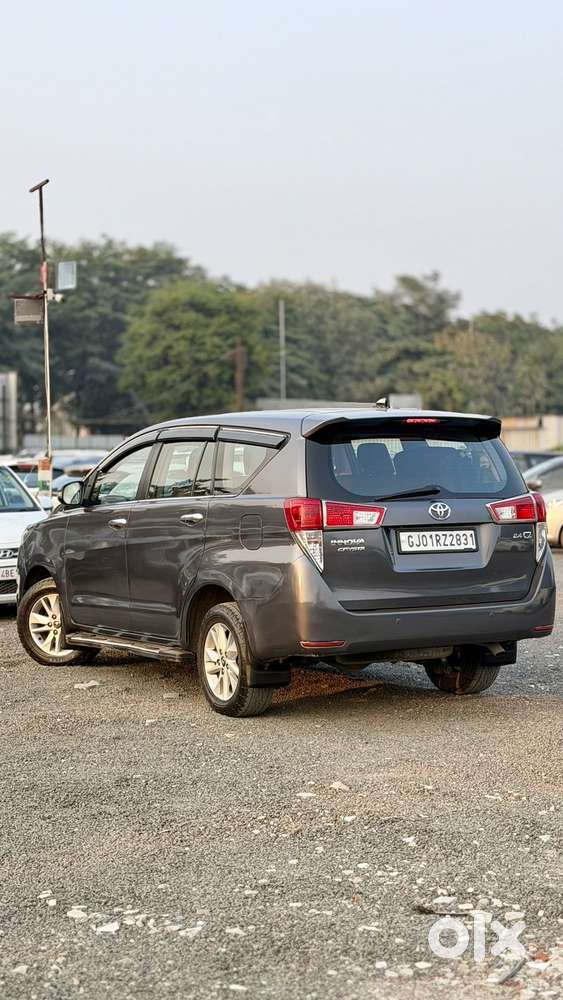 Toyota Innova Crysta 2.4 Vx Mt 8s, 2017, Diesel