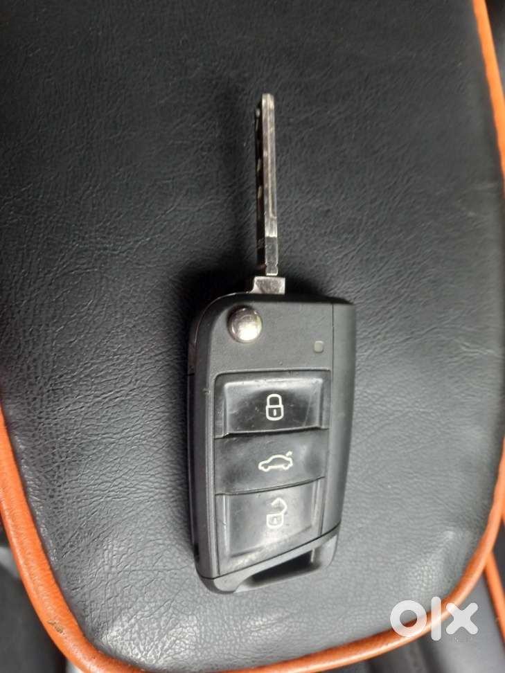 Skoda Kushaq Active 1.0 Tsi Mt, 2022, Petrol