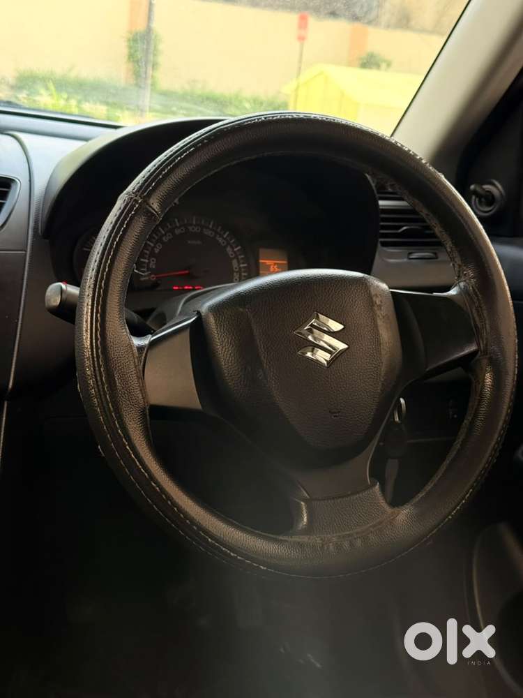 Maruti Suzuki Swift 1.2 Lxi (o), 2015, Petrol