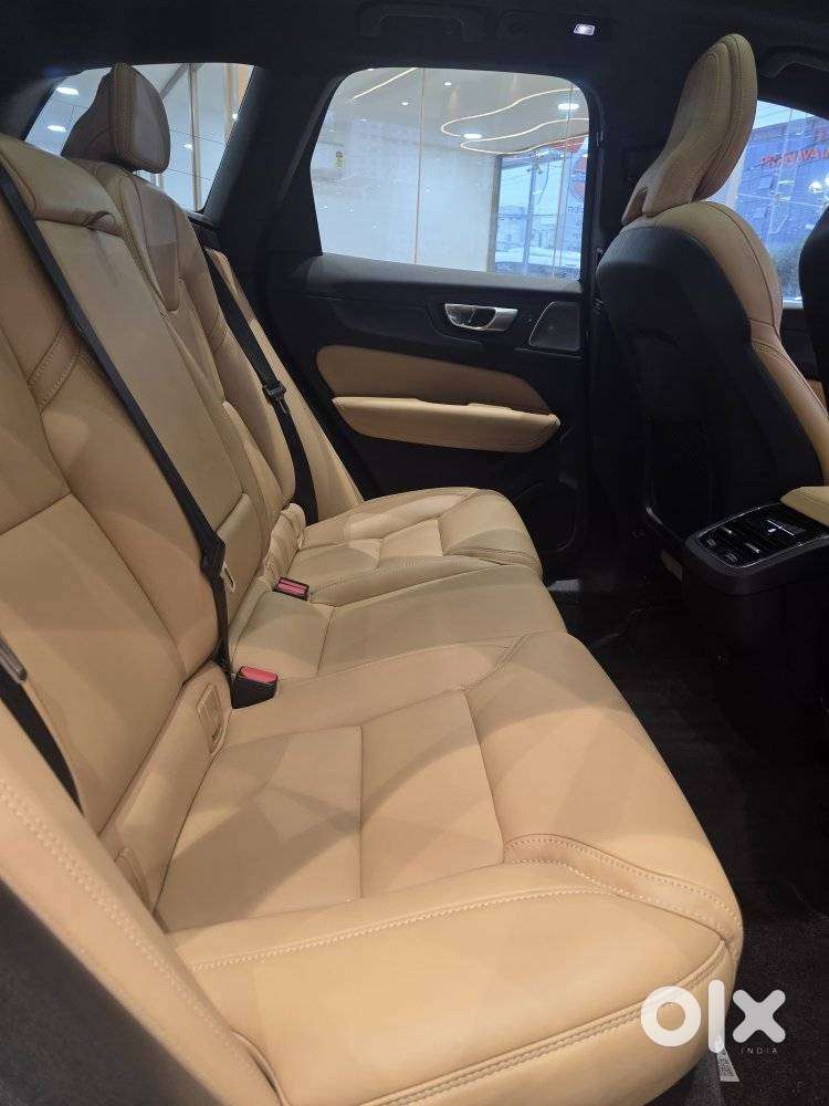 Volvo Xc60 2.0 B5 Ultimate, 2024, Petrol