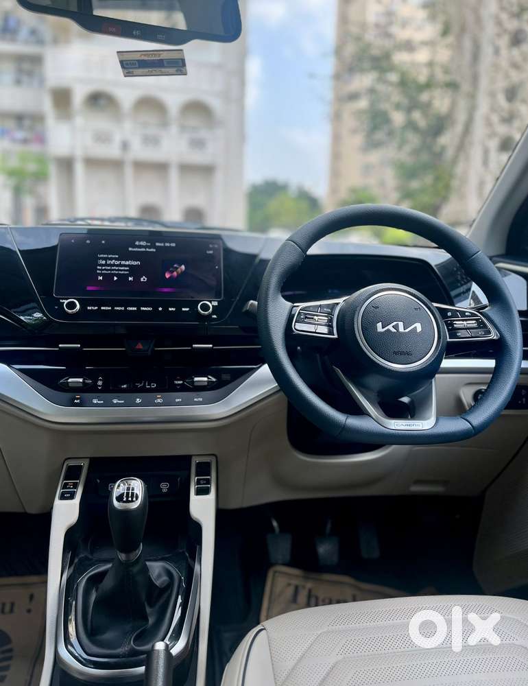 Kia Carens 1.4 Luxury 7 Str, 2022, Petrol