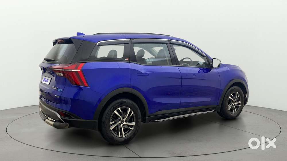 Mahindra Xuv700 2.0 Ax 5 Petrol Mt Str, 2022, Petrol