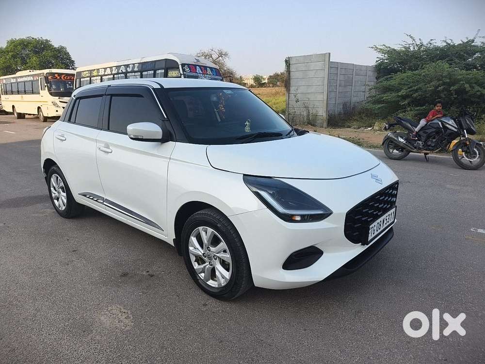 Maruti Suzuki Swift 1.3 Zxi, 2024, Petrol