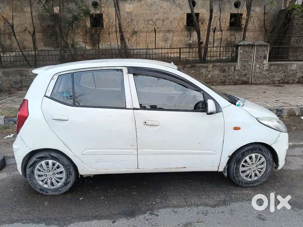 Hyundai I10 2013 Cng & Hybrids 137000 Km Driven
