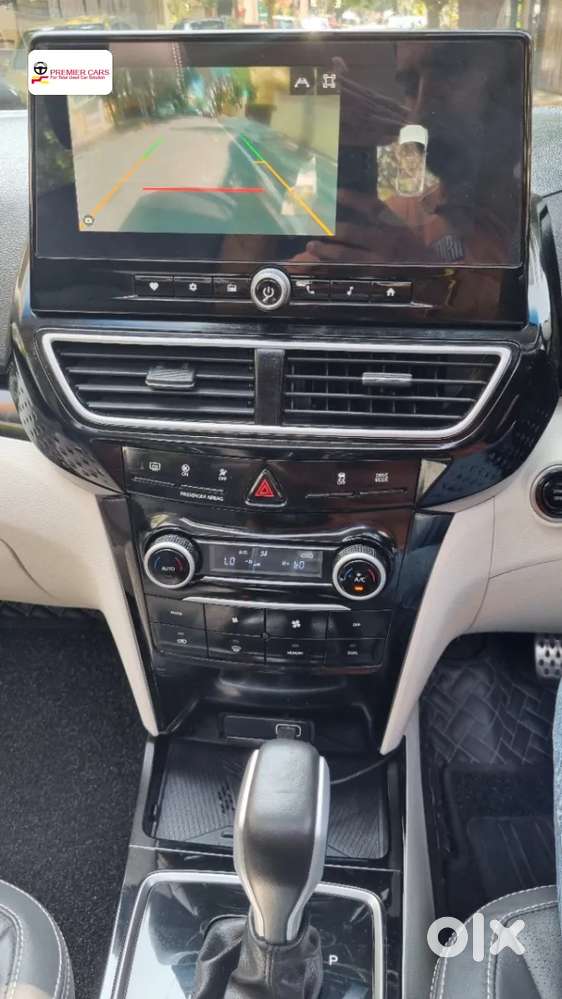 Mahindra Xuv 3xo, 2025, Petrol