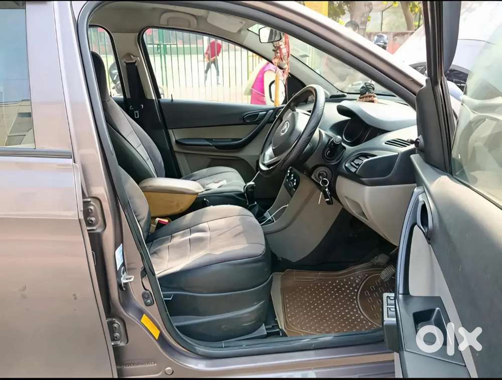 Tata Tiago 2017 Petrol 70000 Km Driven