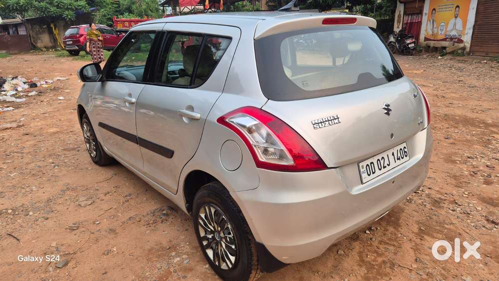 Maruti Suzuki Swift Vxi, 2013, Petrol